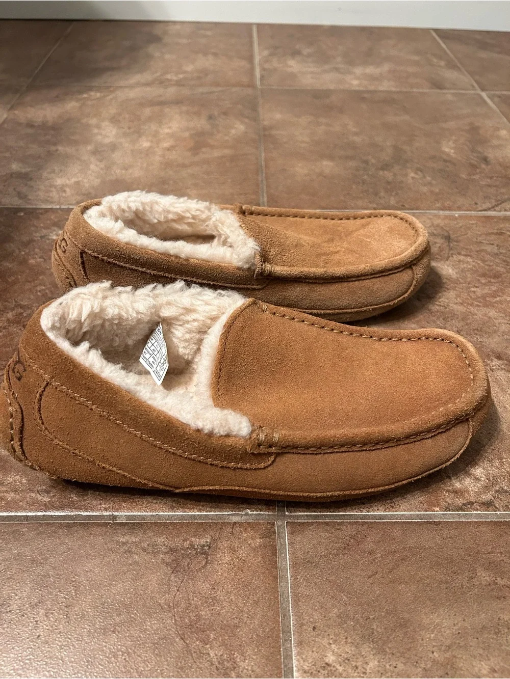 UGG Kids Chestnut Brown Shearling Lined Slippers - Size 7